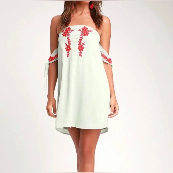 Lulus dress - Picture 1 of 3